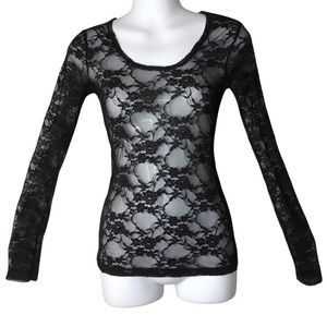 Rue 21 black long sleeve lace top Small